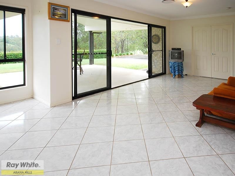 26 Willem Drive, Draper QLD 4520