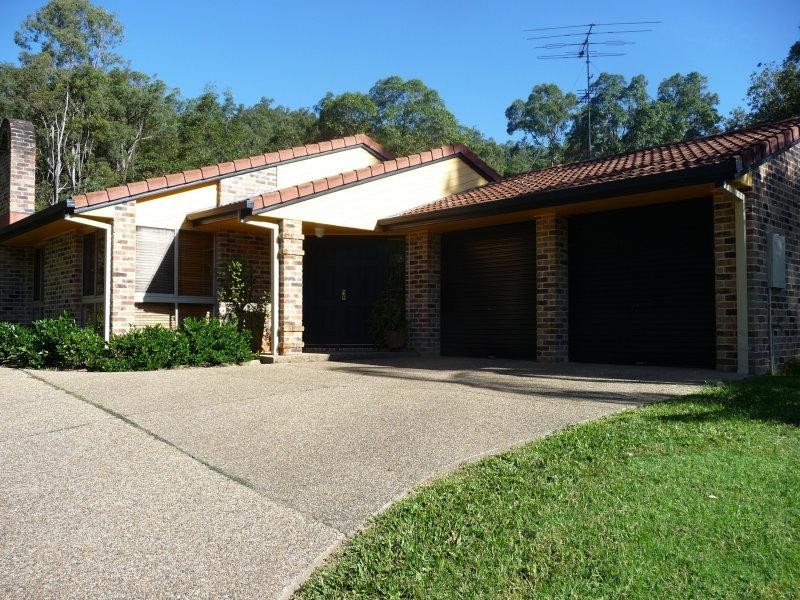 11 Pheobe Court, Bunya QLD 4055