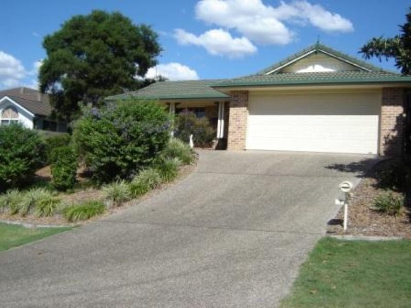 7 Delvin Court, Arana Hills QLD 4054