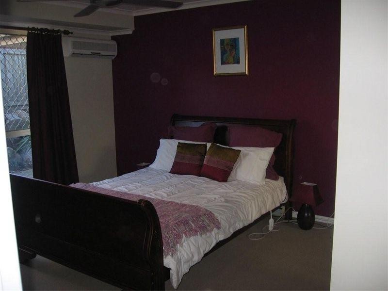 7 Delvin Court, Arana Hills QLD 4054