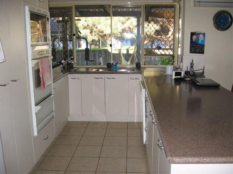 7 Delvin Court, Arana Hills QLD 4054