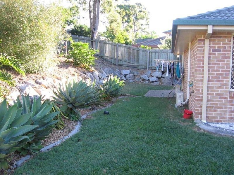 7 Delvin Court, Arana Hills QLD 4054