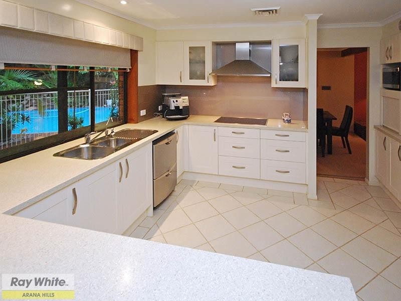 3 Rosella Court, Ferny Hills QLD 4055