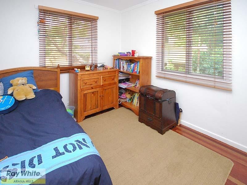 4 Menangle Avenue, Arana Hills QLD 4054