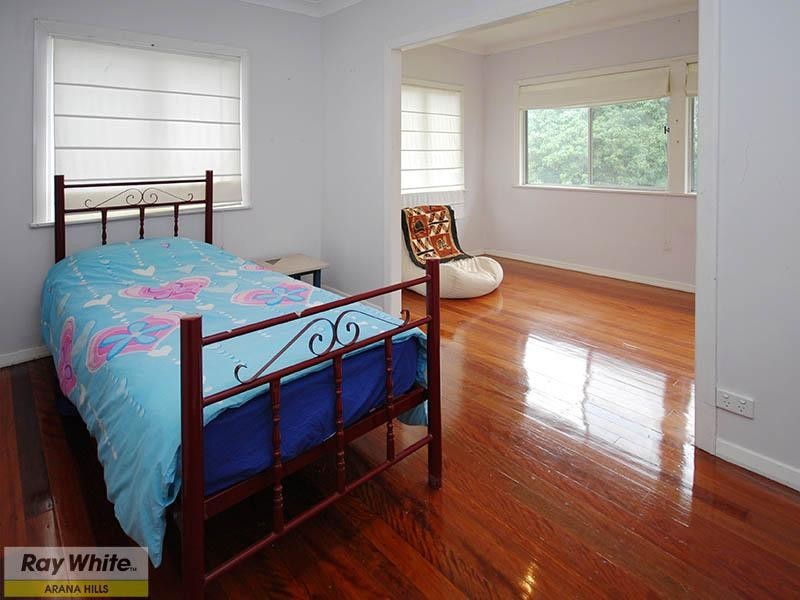 11 Sheena Street, Geebung QLD 4034