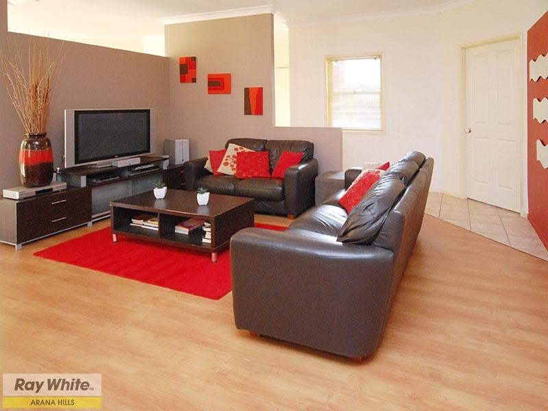 9 Reginald Avenue, Arana Hills QLD 4054