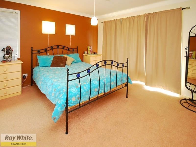 9 Reginald Avenue, Arana Hills QLD 4054