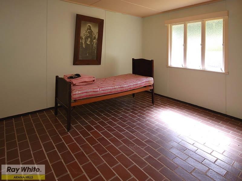 80 Minto Crescent, Arana Hills QLD 4054