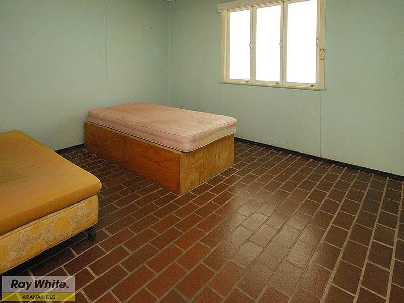 80 Minto Crescent, Arana Hills QLD 4054