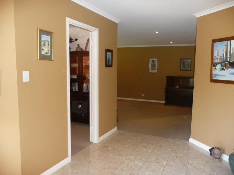 11 Pheobe Court, Bunya QLD 4055