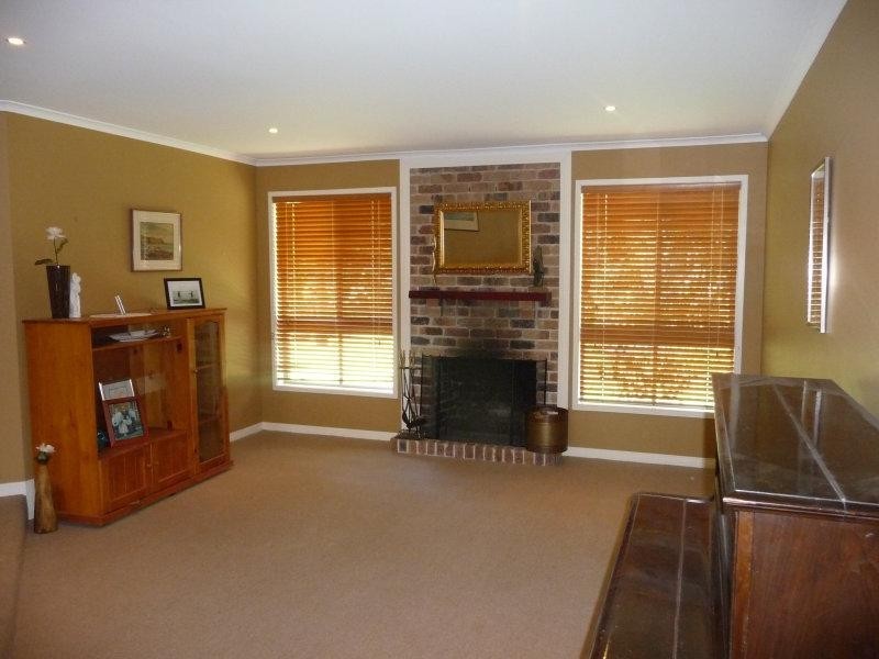 11 Pheobe Court, Bunya QLD 4055