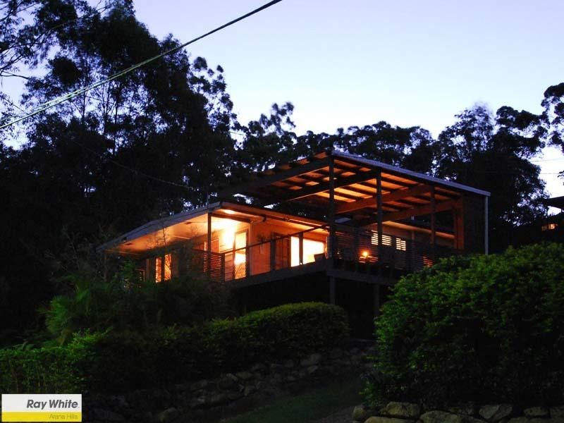 Arana Hills QLD 4054