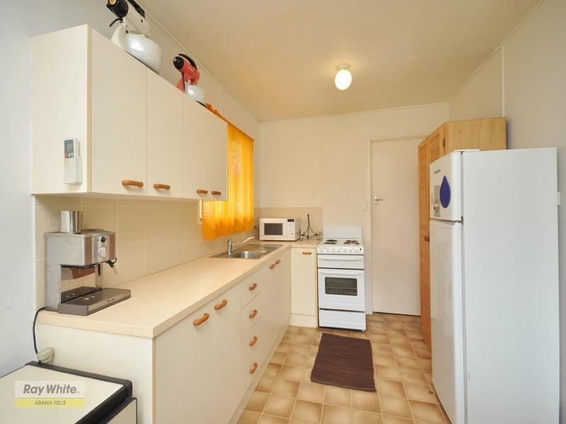 48 Bringelly Street, Arana Hills QLD 4054