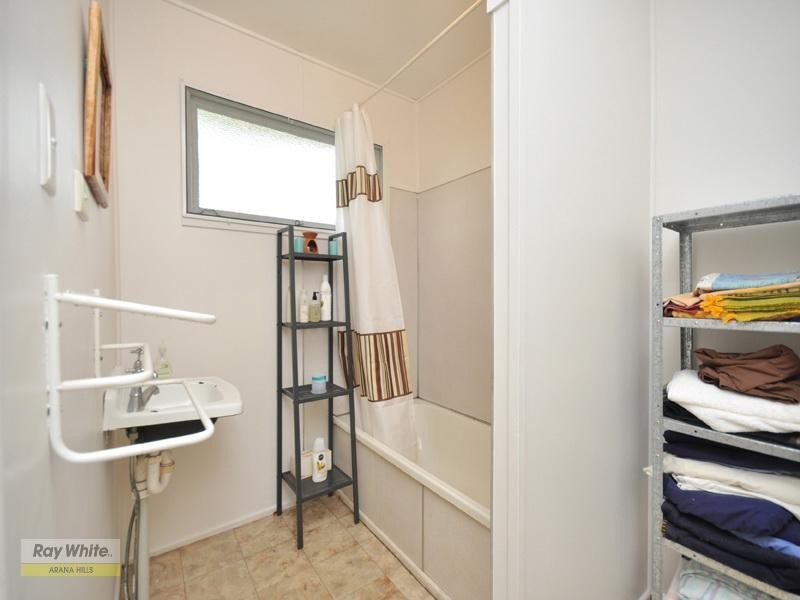 48 Bringelly Street, Arana Hills QLD 4054