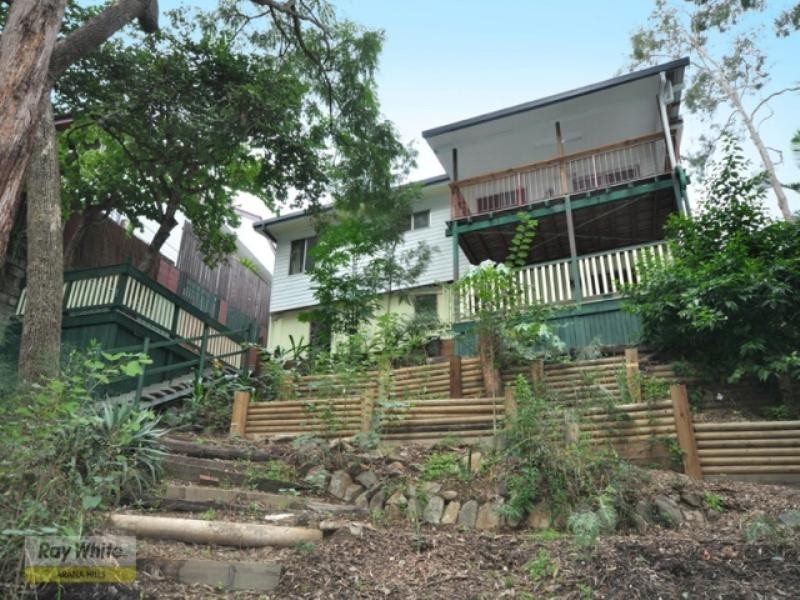 5 Caesar Road, Ferny Hills QLD 4055