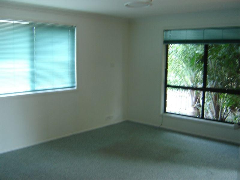 29 Julatten Place, Upper Kedron QLD 4055