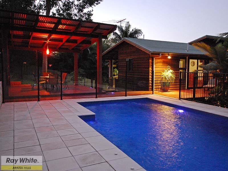 6 Woodbeck Court, Ferny Hills QLD 4055