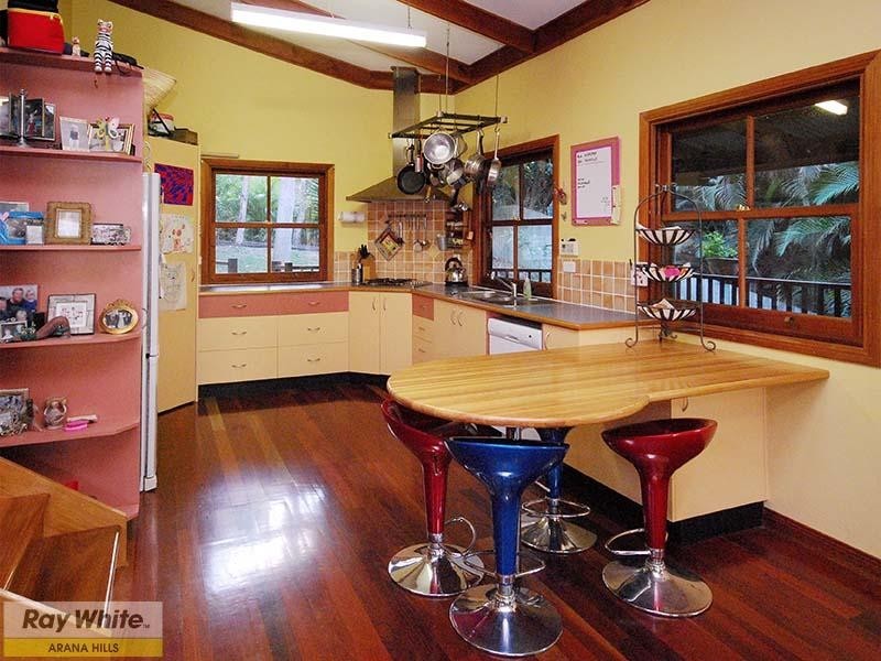 6 Woodbeck Court, Ferny Hills QLD 4055
