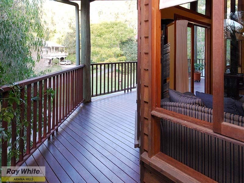 6 Woodbeck Court, Ferny Hills QLD 4055