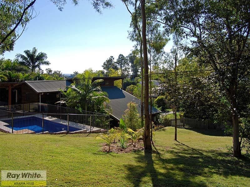 6 Woodbeck Court, Ferny Hills QLD 4055