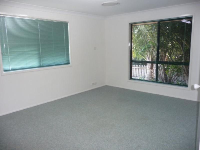 29 Julatten Place, Upper Kedron QLD 4055