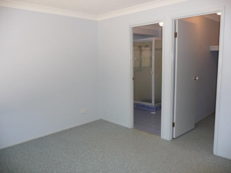 29 Julatten Place, Upper Kedron QLD 4055