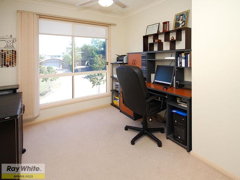 1 Kardinal Court, Eatons Hill QLD 4037