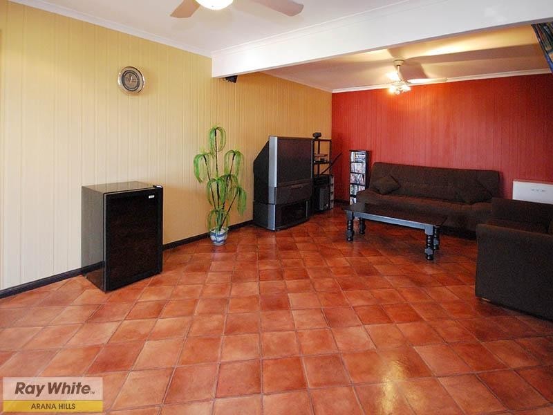 1 Kardinal Court, Eatons Hill QLD 4037