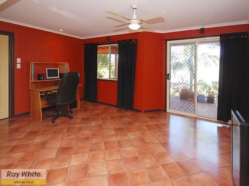 1 Kardinal Court, Eatons Hill QLD 4037