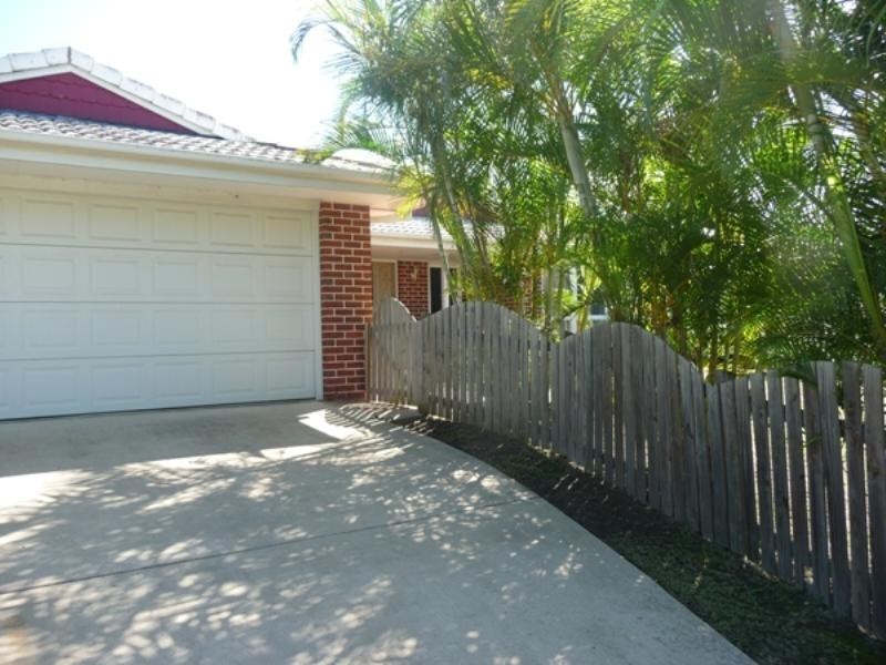 Arana Hills QLD 4054