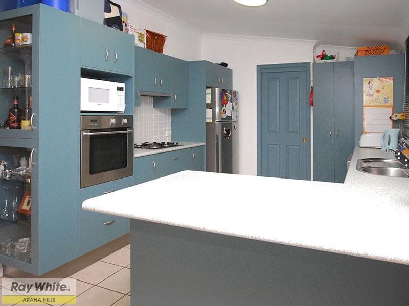 Arana Hills QLD 4054