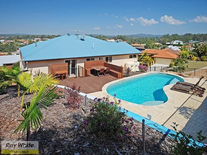 1 Kardinal Court, Eatons Hill QLD 4037
