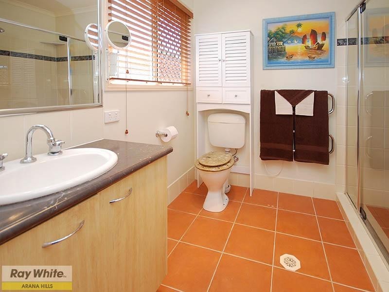 1 Kardinal Court, Eatons Hill QLD 4037