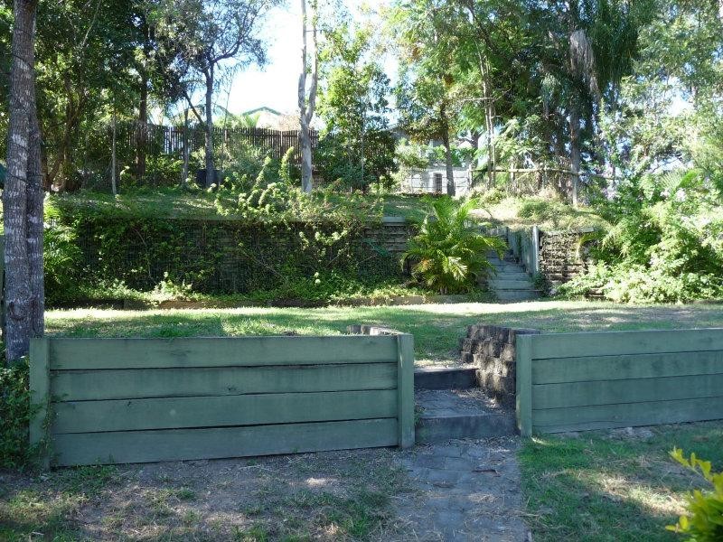 Arana Hills QLD 4054