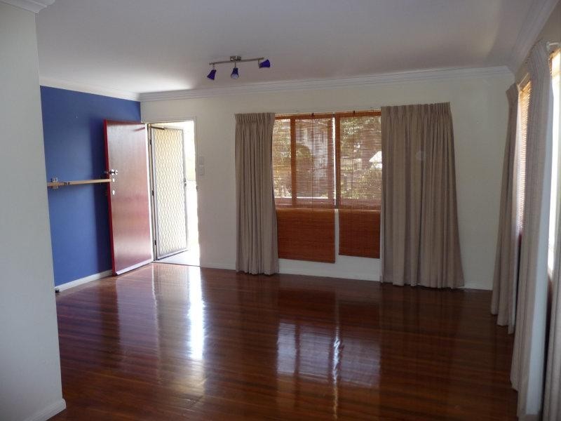 6 Ilga Grove, Ferny Hills QLD 4055