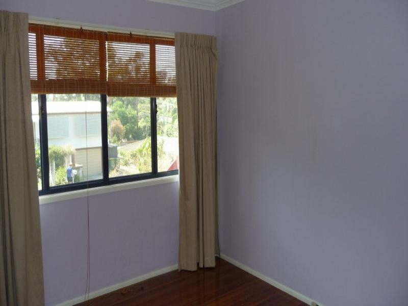 6 Ilga Grove, Ferny Hills QLD 4055