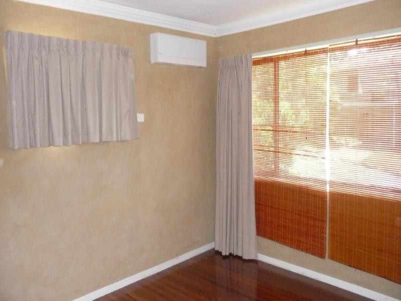 6 Ilga Grove, Ferny Hills QLD 4055