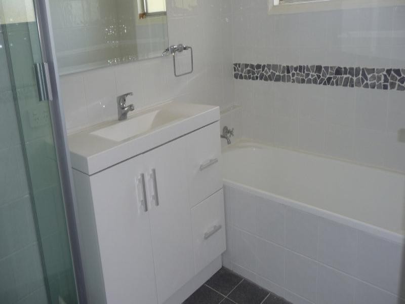 6 Ilga Grove, Ferny Hills QLD 4055