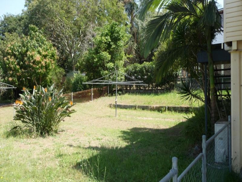 6 Ilga Grove, Ferny Hills QLD 4055