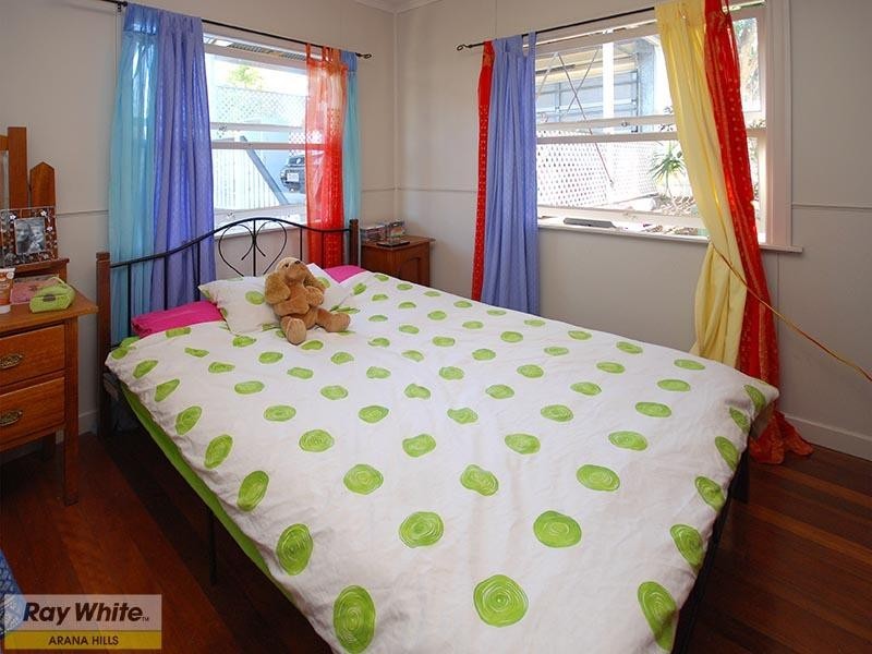 8 Park Road, Arana Hills QLD 4054