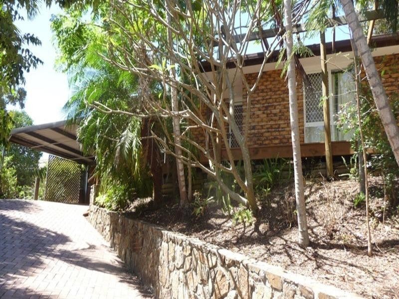 36 Yathong Court, Arana Hills QLD 4054