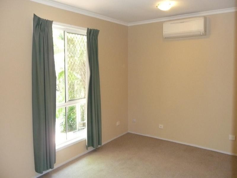 36 Yathong Court, Arana Hills QLD 4054