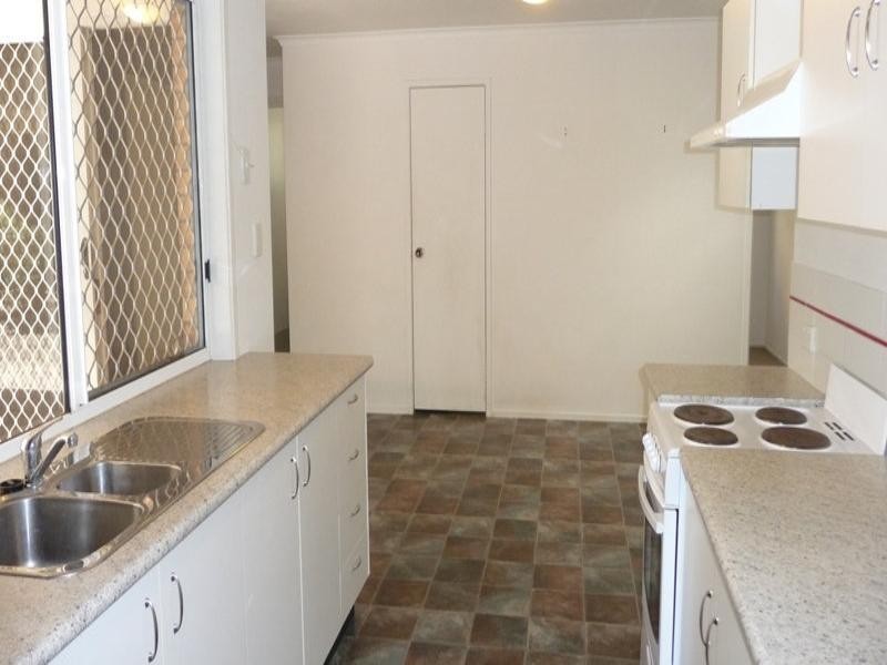 36 Yathong Court, Arana Hills QLD 4054