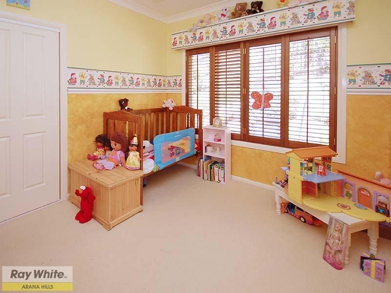 8 Dellwood Court, Ferny Hills QLD 4055