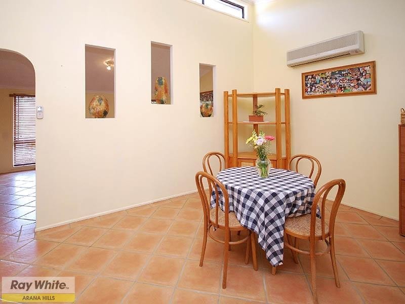 4 Carmont Court, Ferny Hills QLD 4055