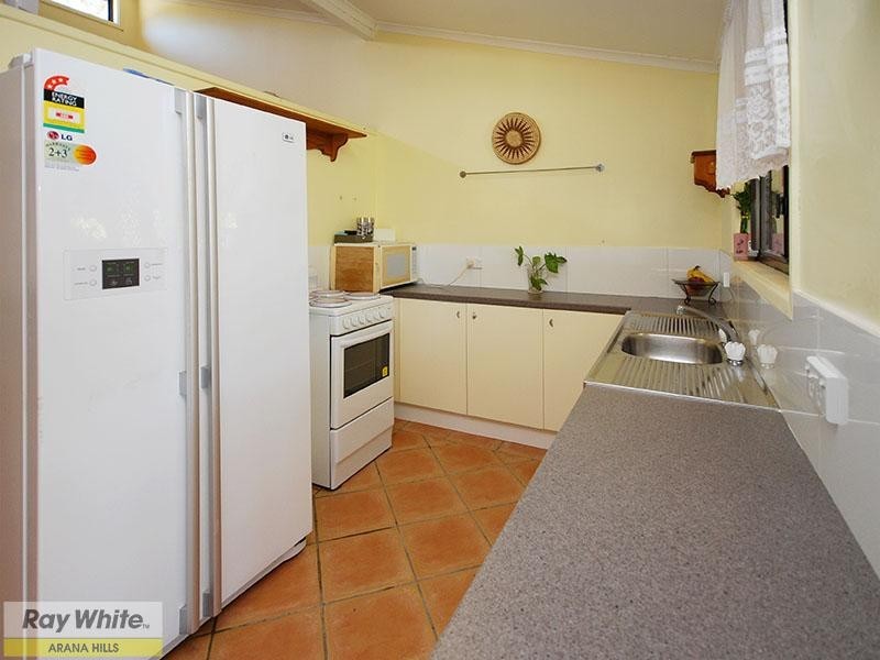 4 Carmont Court, Ferny Hills QLD 4055