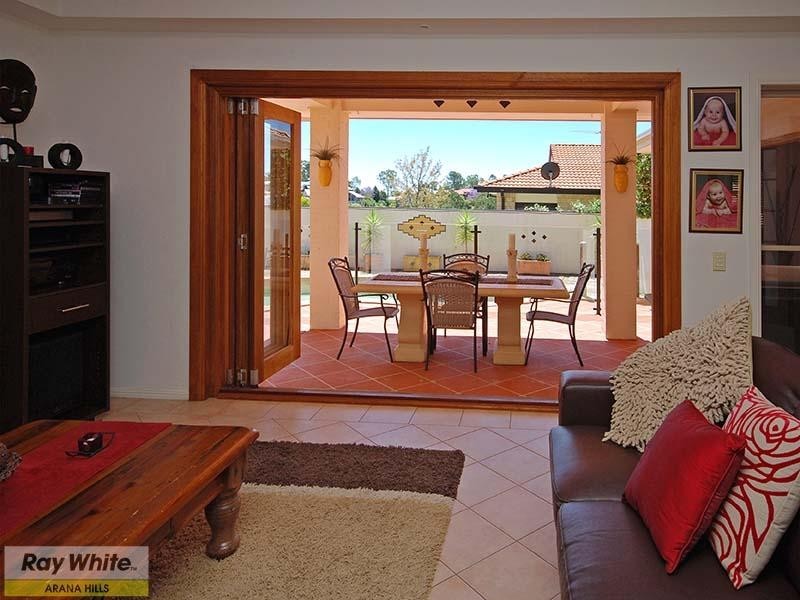 8 Dellwood Court, Ferny Hills QLD 4055