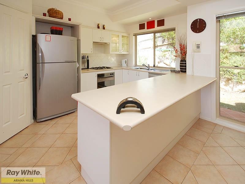 8 Dellwood Court, Ferny Hills QLD 4055