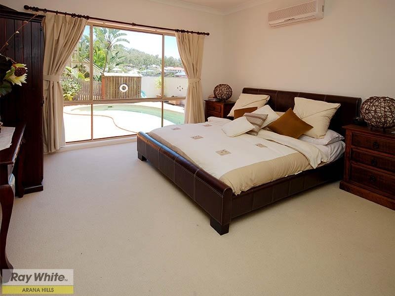 8 Dellwood Court, Ferny Hills QLD 4055