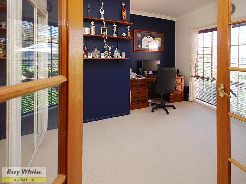 8 Dellwood Court, Ferny Hills QLD 4055